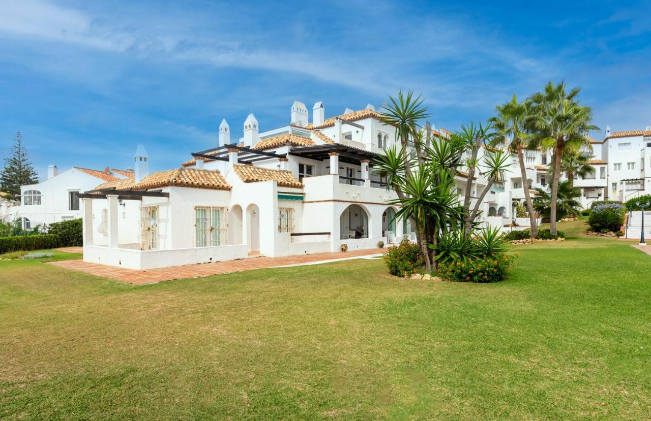 Playa Lucera Apartment Sitio de Calahonda Bagian luar foto